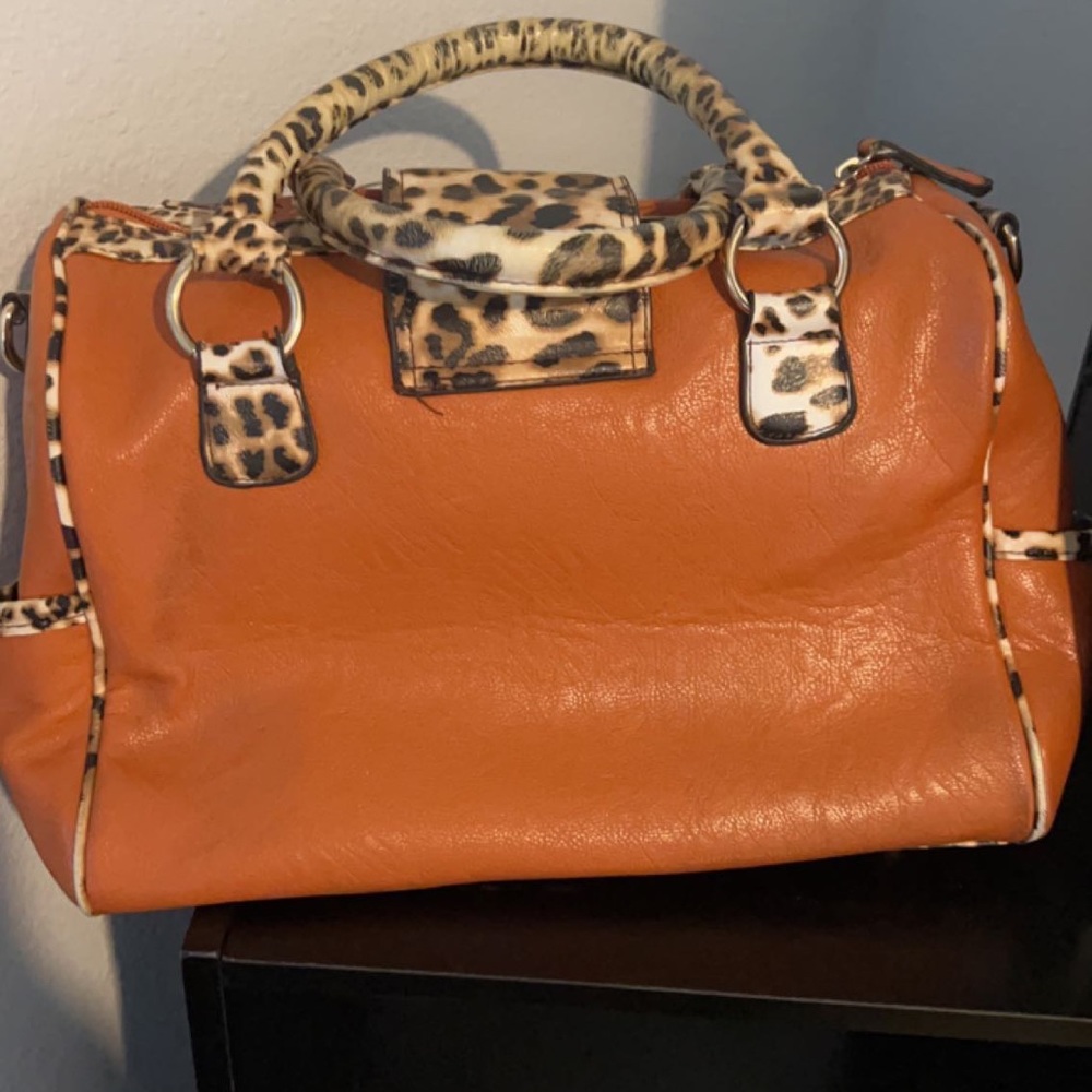 Leopard/ orangey purse